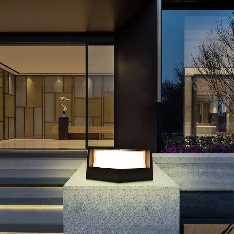 Aluminium Cylinder Lawn Light