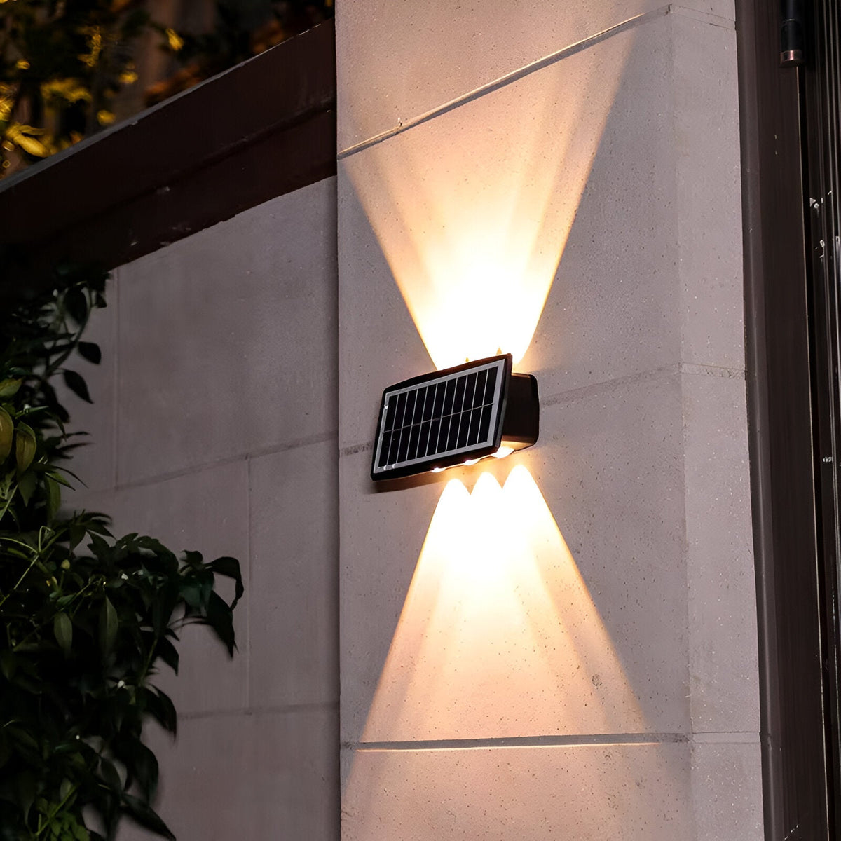 Solar Up & Down Wall Light – Product view 18