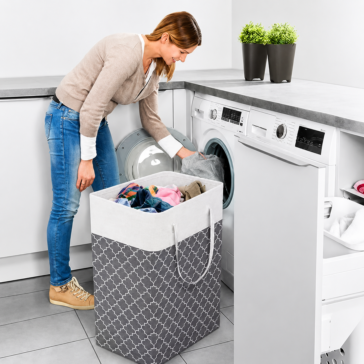 Lauva 75L Laundry Basket