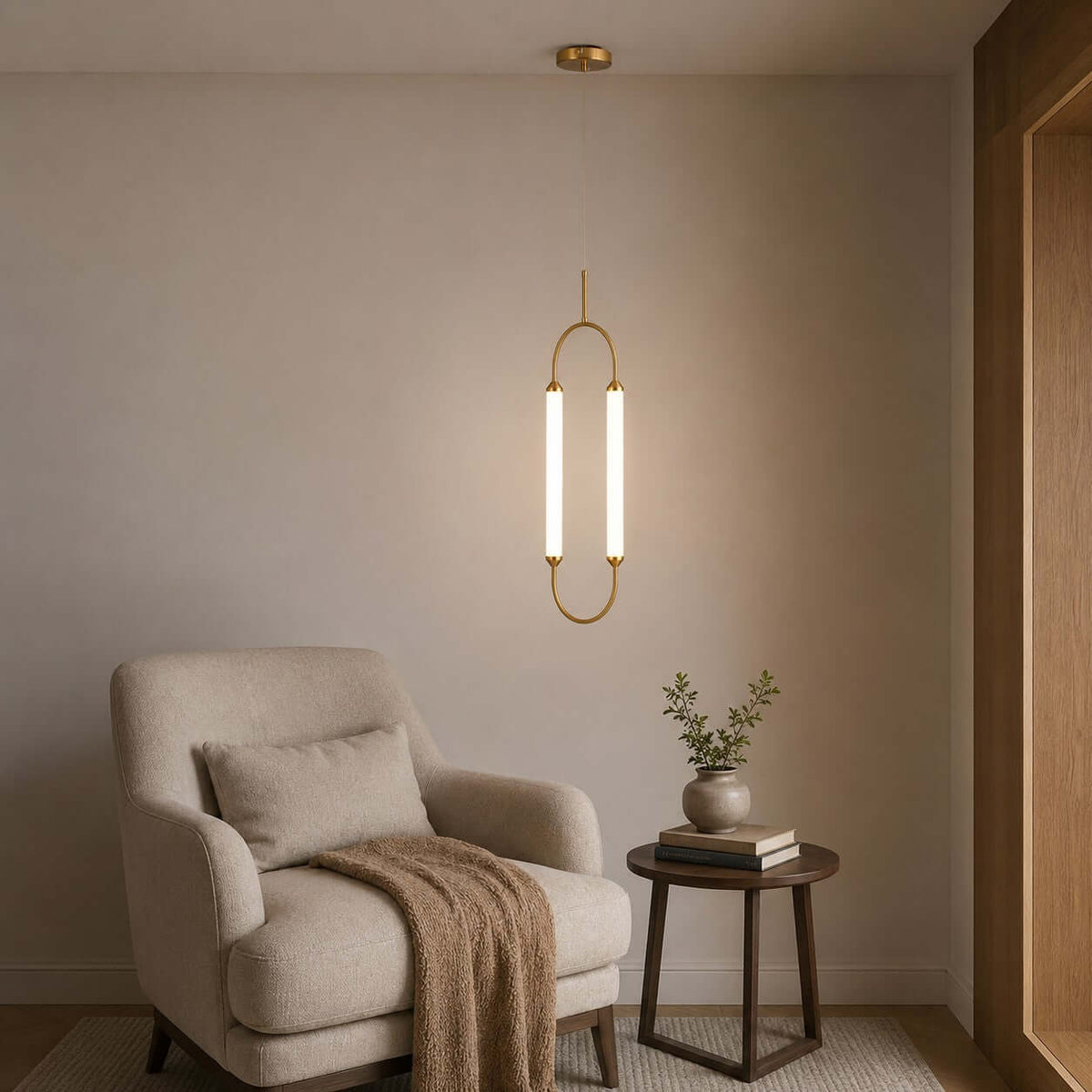 Oval Ceiling Lamp with a Metal Ring – product view