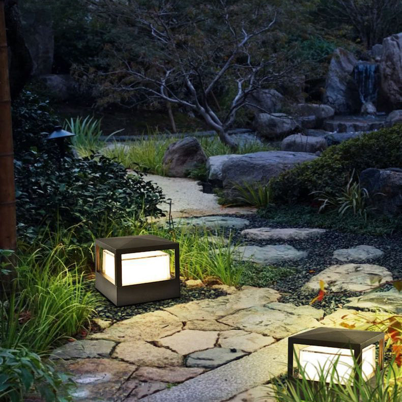 Aluminium Cylinder Lawn Light