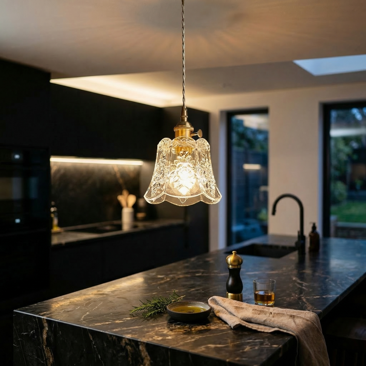 Patterned Glass Pendant Light - Deco
