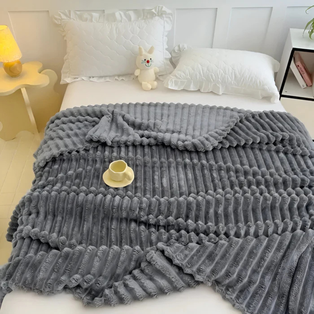 Warm Fleece Throw – Main product image