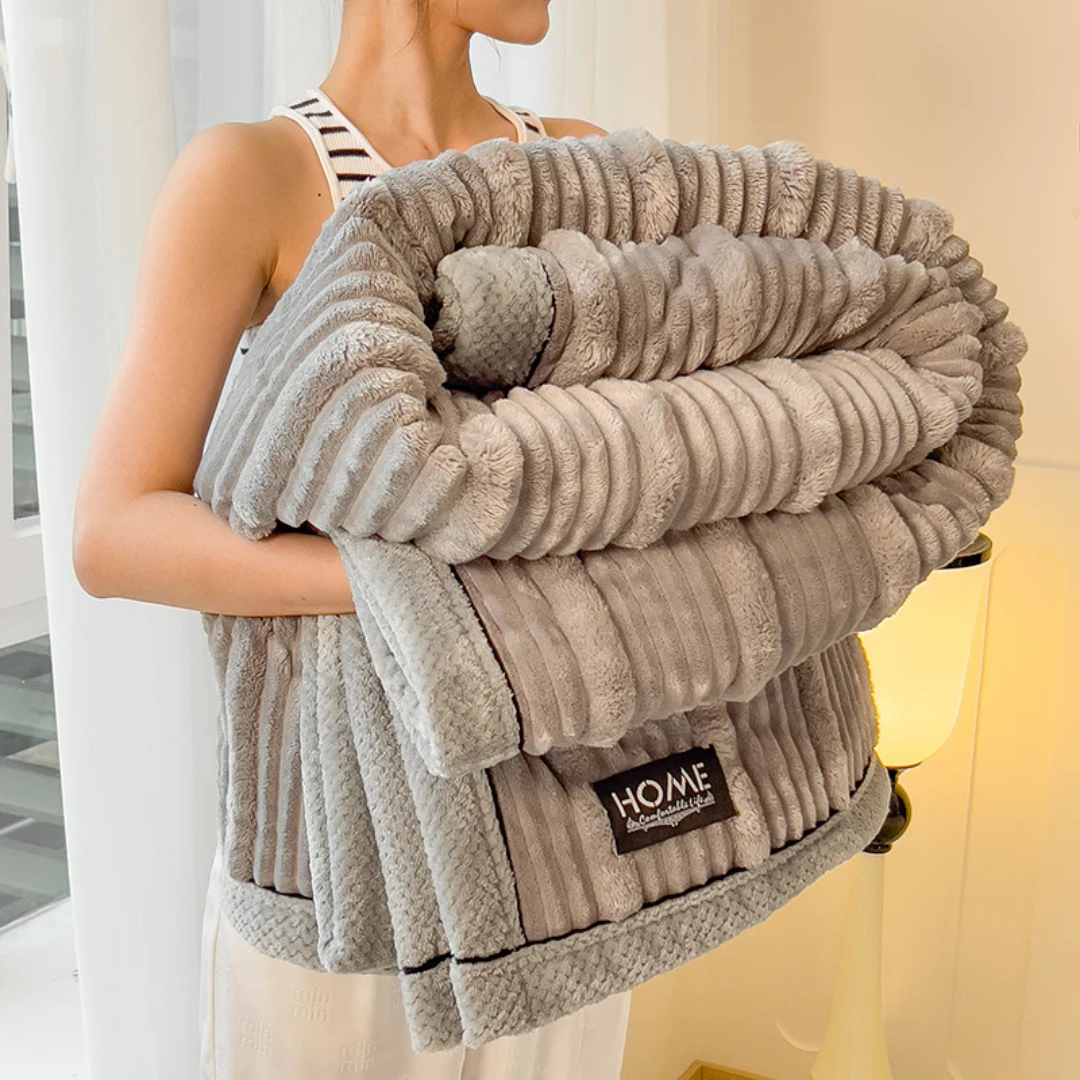 Warm Plush Sofa Blanket – Product view 3