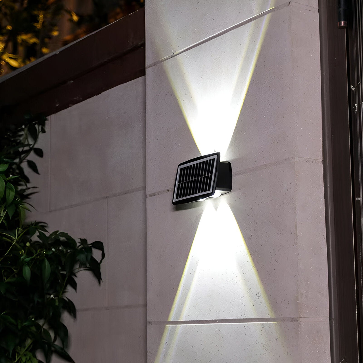 Solar Up & Down Wall Light – Product view 17