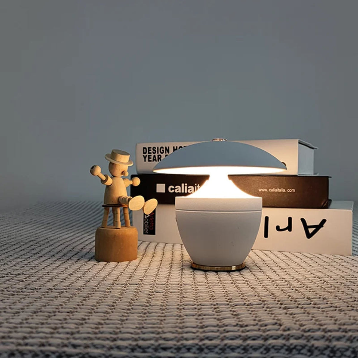 Rechargeable LED Table Lamp – Main product image