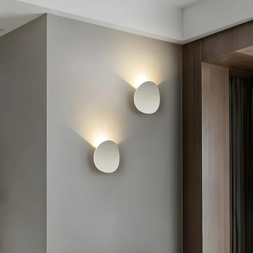 Metal Disk-Shaped Wall Lamp – product view