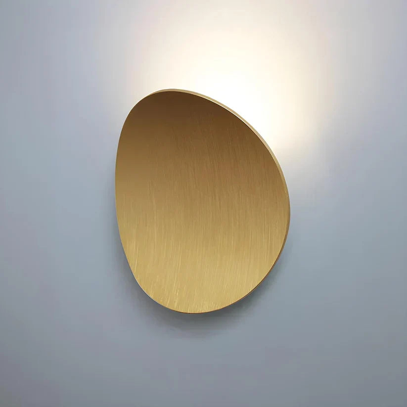 Metal Disk-Shaped Wall Lamp – Gold