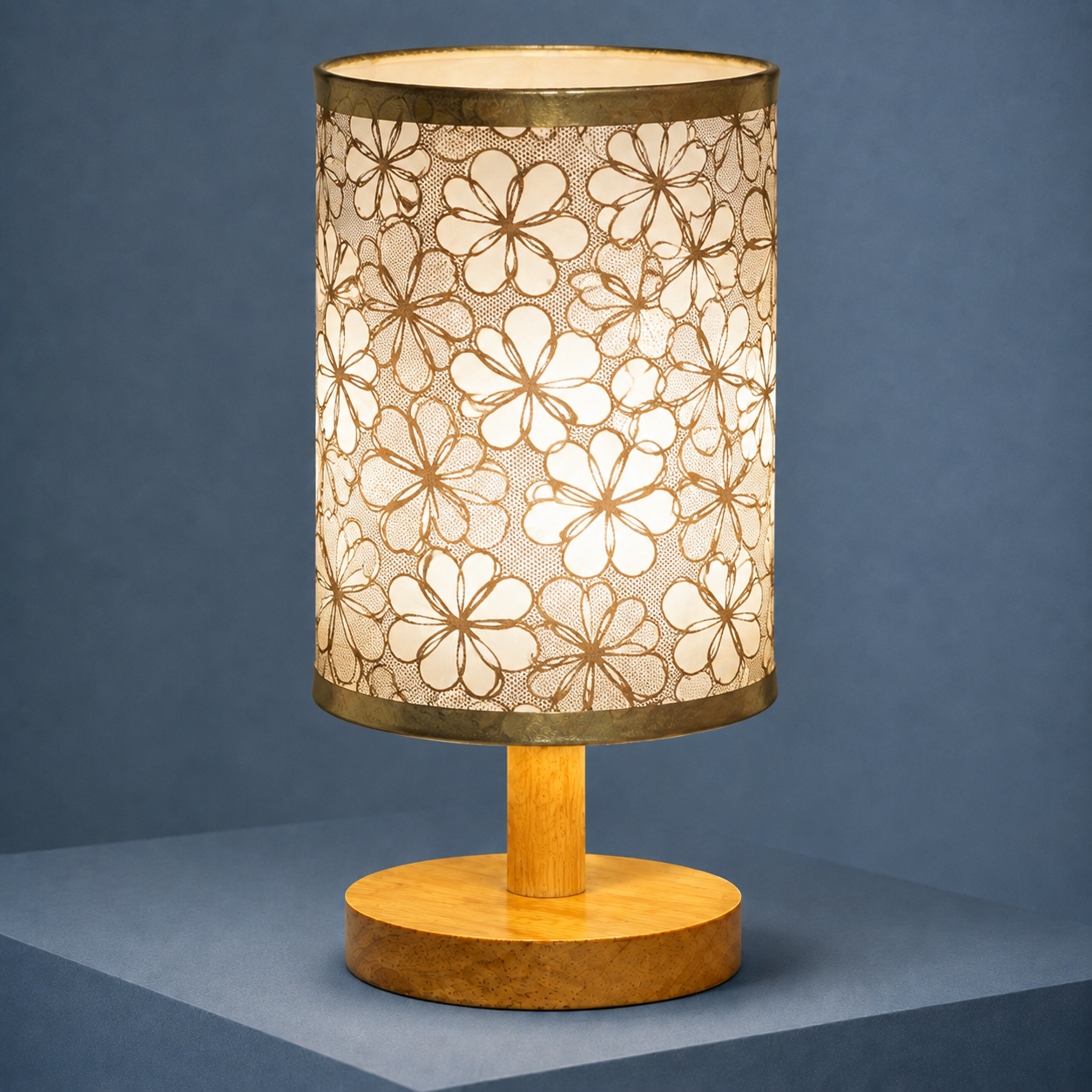 Woven Bamboo Shade Table Lamp - Silver Floral