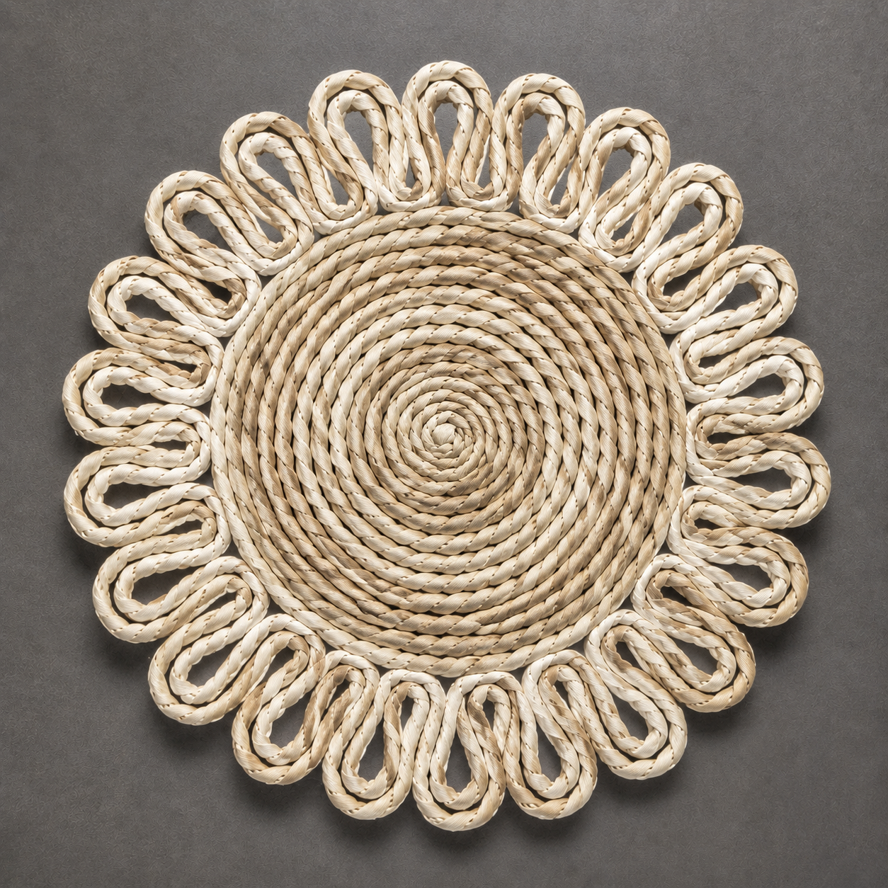 Decorative Woven Placemat - Bordered Petal